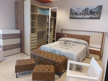 Dormitorio con armario rincon y vestidor - Imagen 1